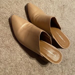 Women’s Report tan fashion mules
